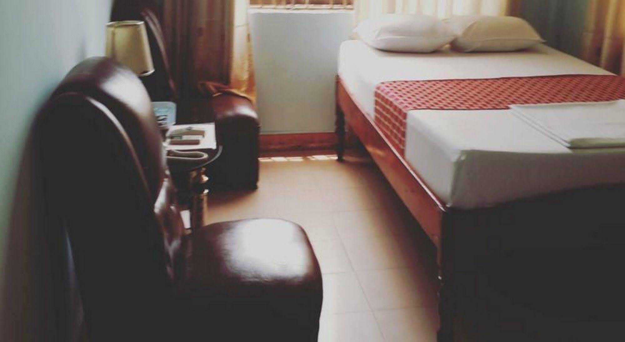 Phong Nha Hotel Hue Exterior foto